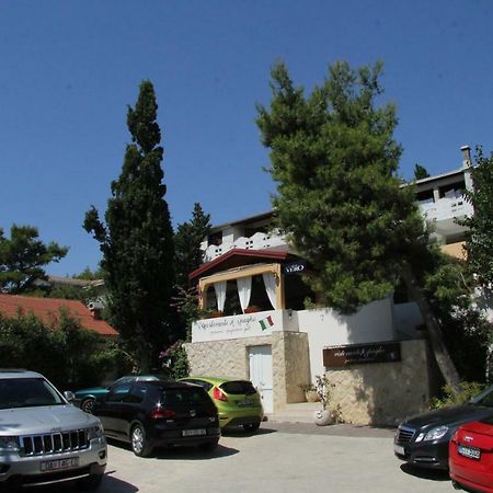 Novalja Inn 2 Esterno foto